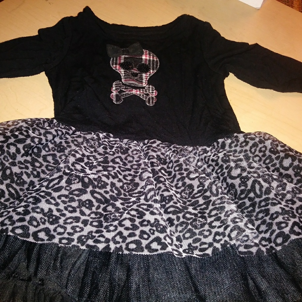 Amycoe baby girl dress size 9 months